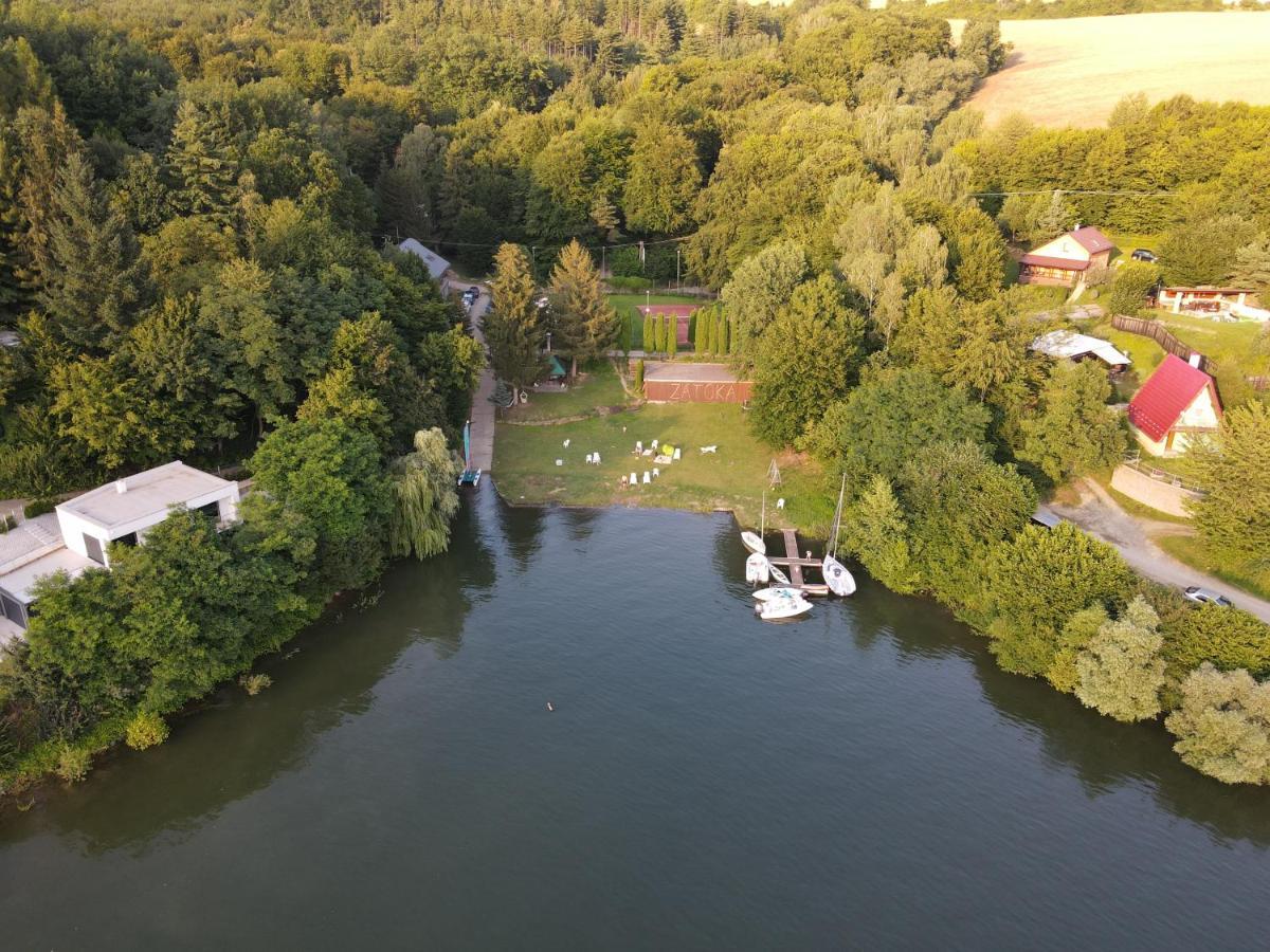 Hotel Zatoka Holcikovce Exteriör bild